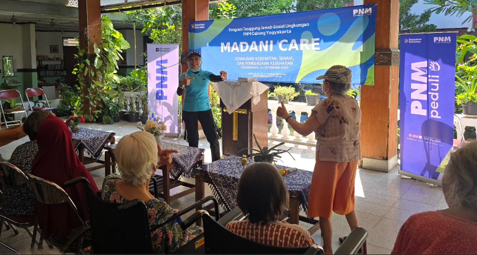 TelkoMedika Dukung Madani Care PNM di Panti Wreda Hanna Yogyakarta